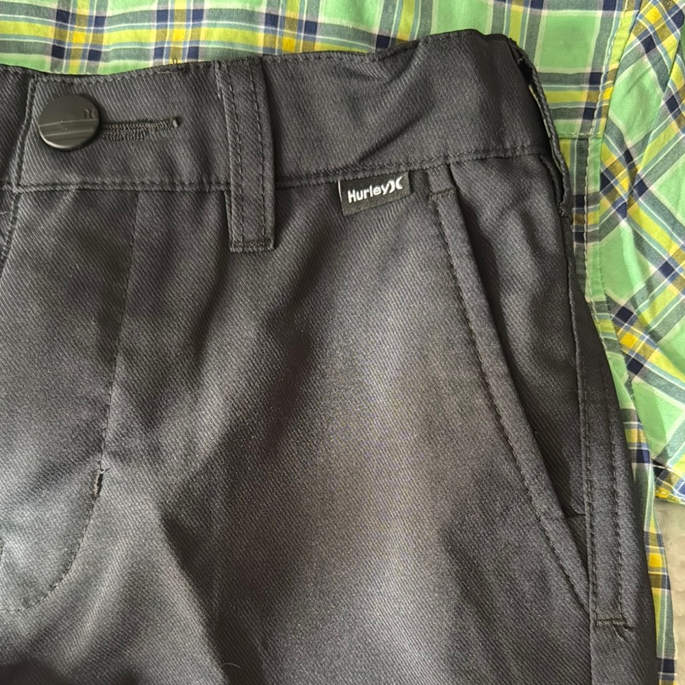 Green Plaid Shirt and Black Shorts Set - Picture 6 of 10